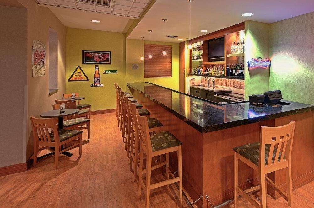 Holiday Inn & Suites Goodyear - West Phoenix Area By Ihg Экстерьер фото