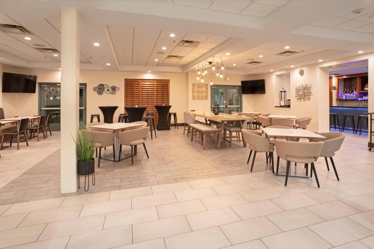 Holiday Inn & Suites Goodyear - West Phoenix Area By Ihg Экстерьер фото