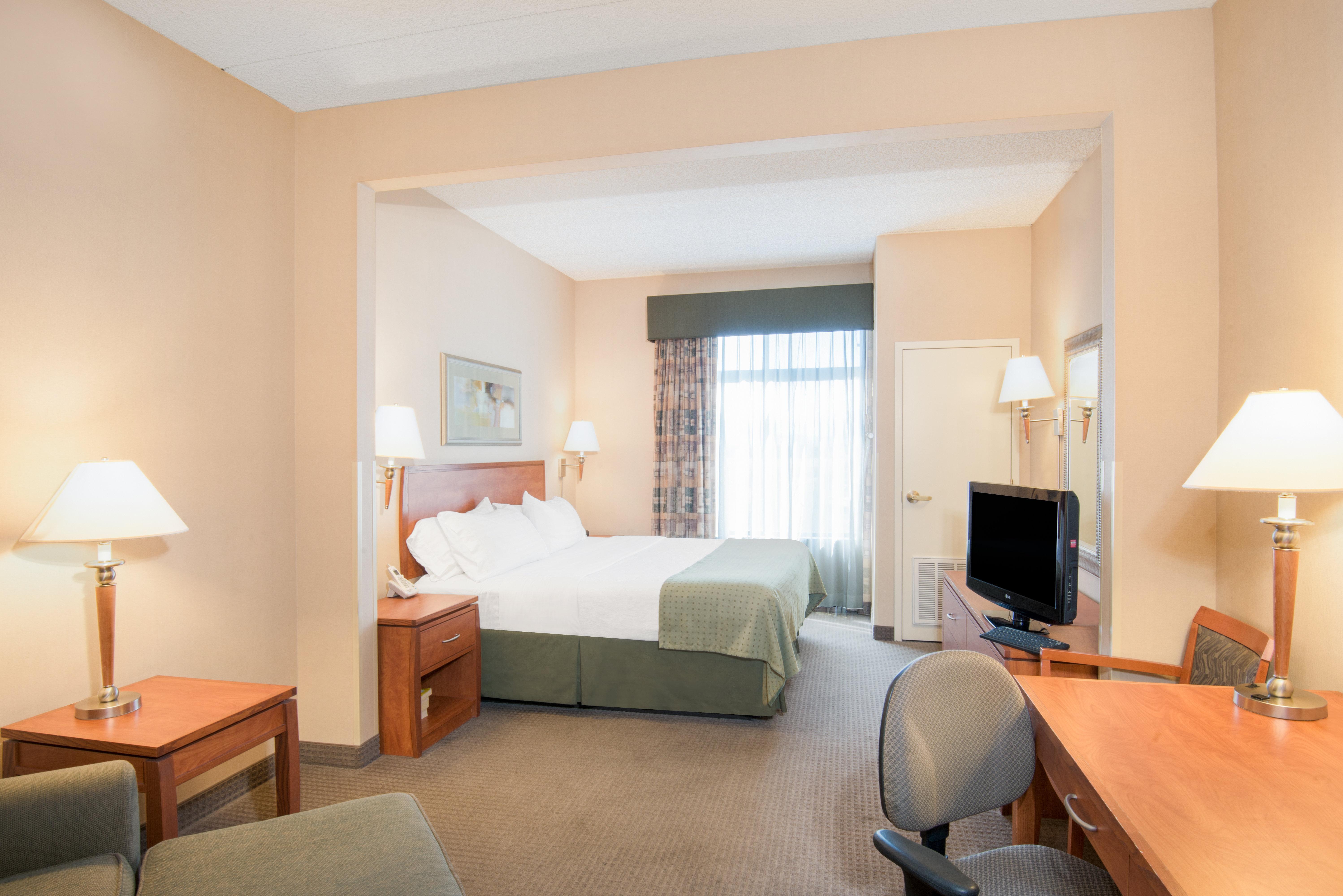 Holiday Inn & Suites Goodyear - West Phoenix Area By Ihg Экстерьер фото