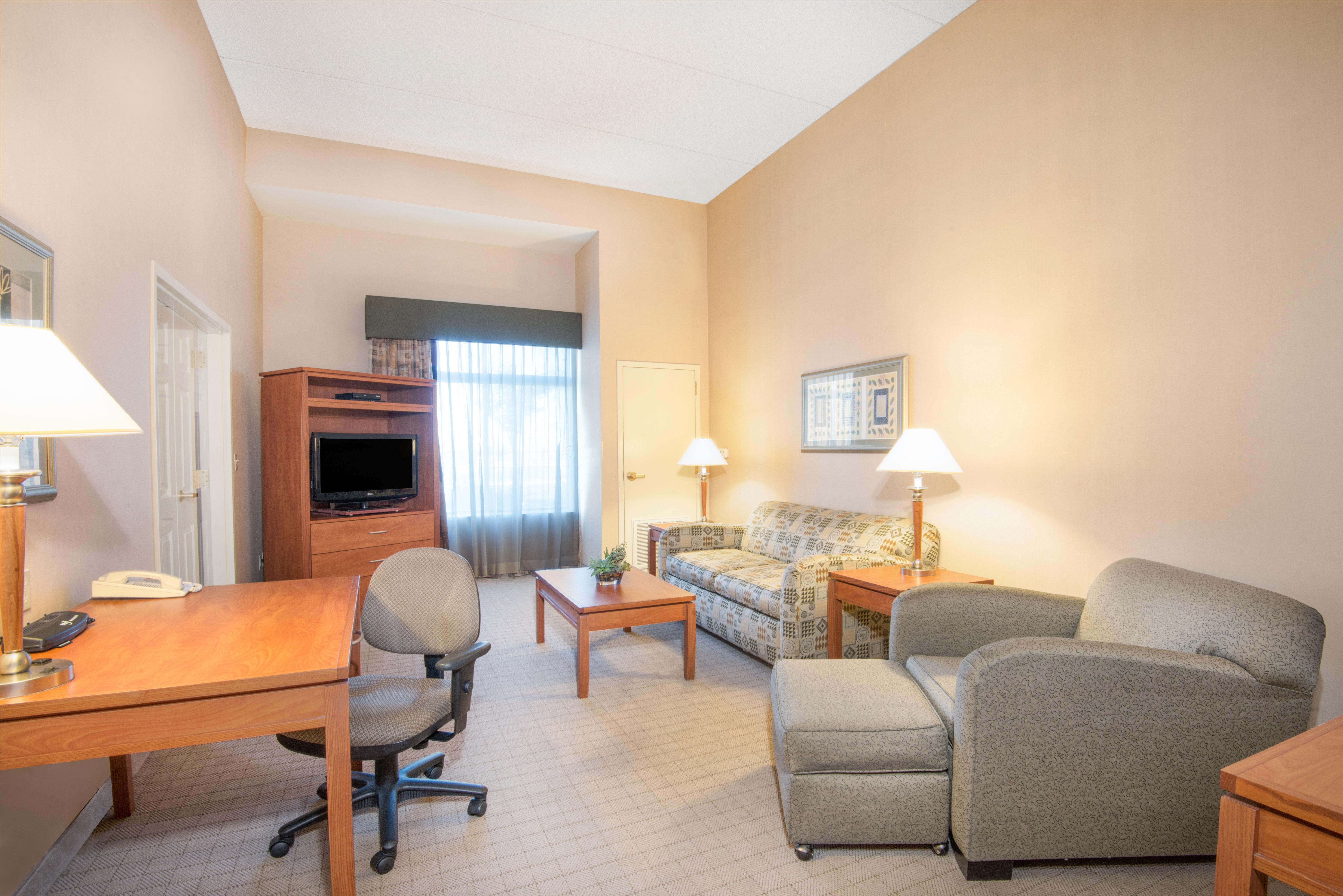 Holiday Inn & Suites Goodyear - West Phoenix Area By Ihg Экстерьер фото