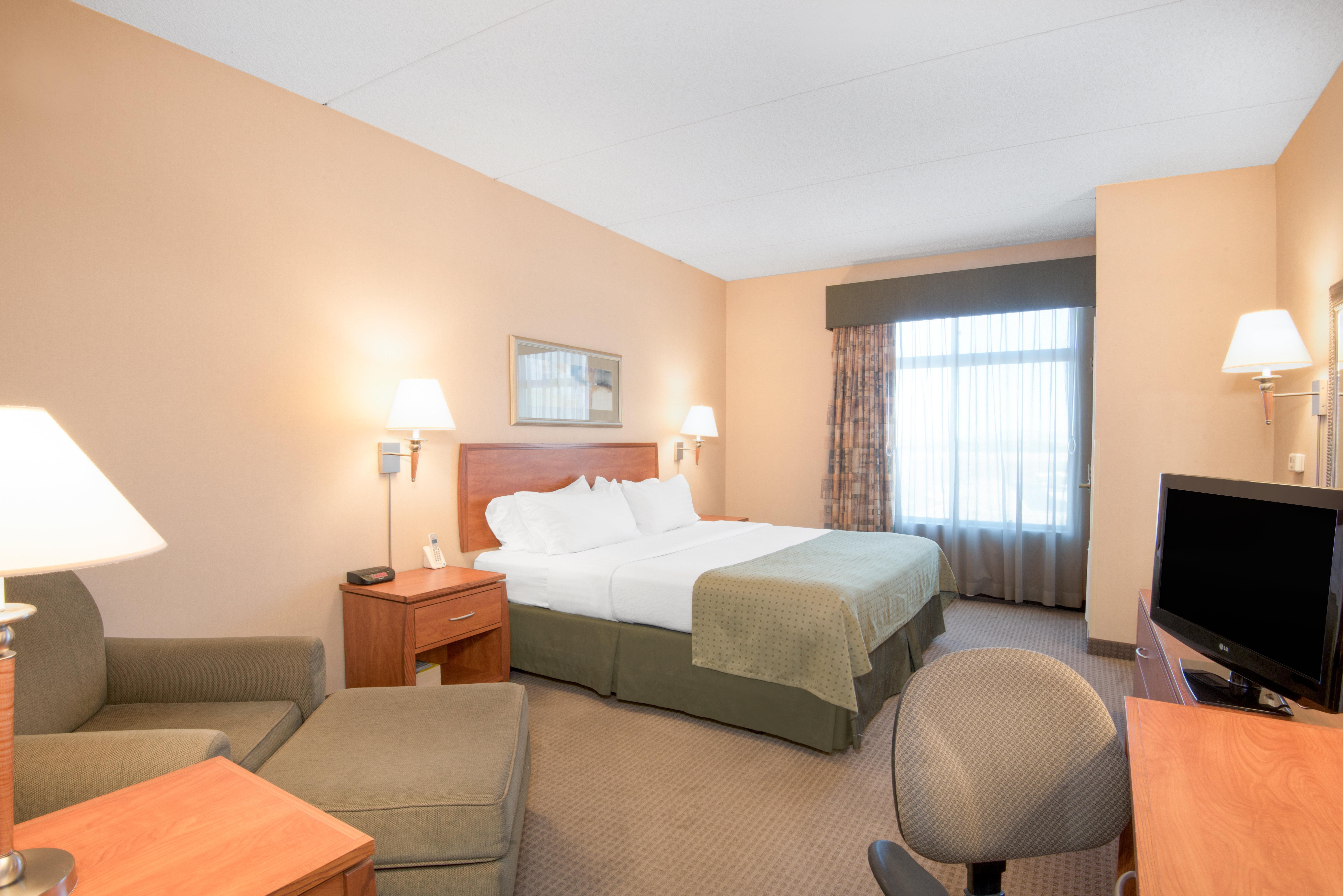 Holiday Inn & Suites Goodyear - West Phoenix Area By Ihg Экстерьер фото