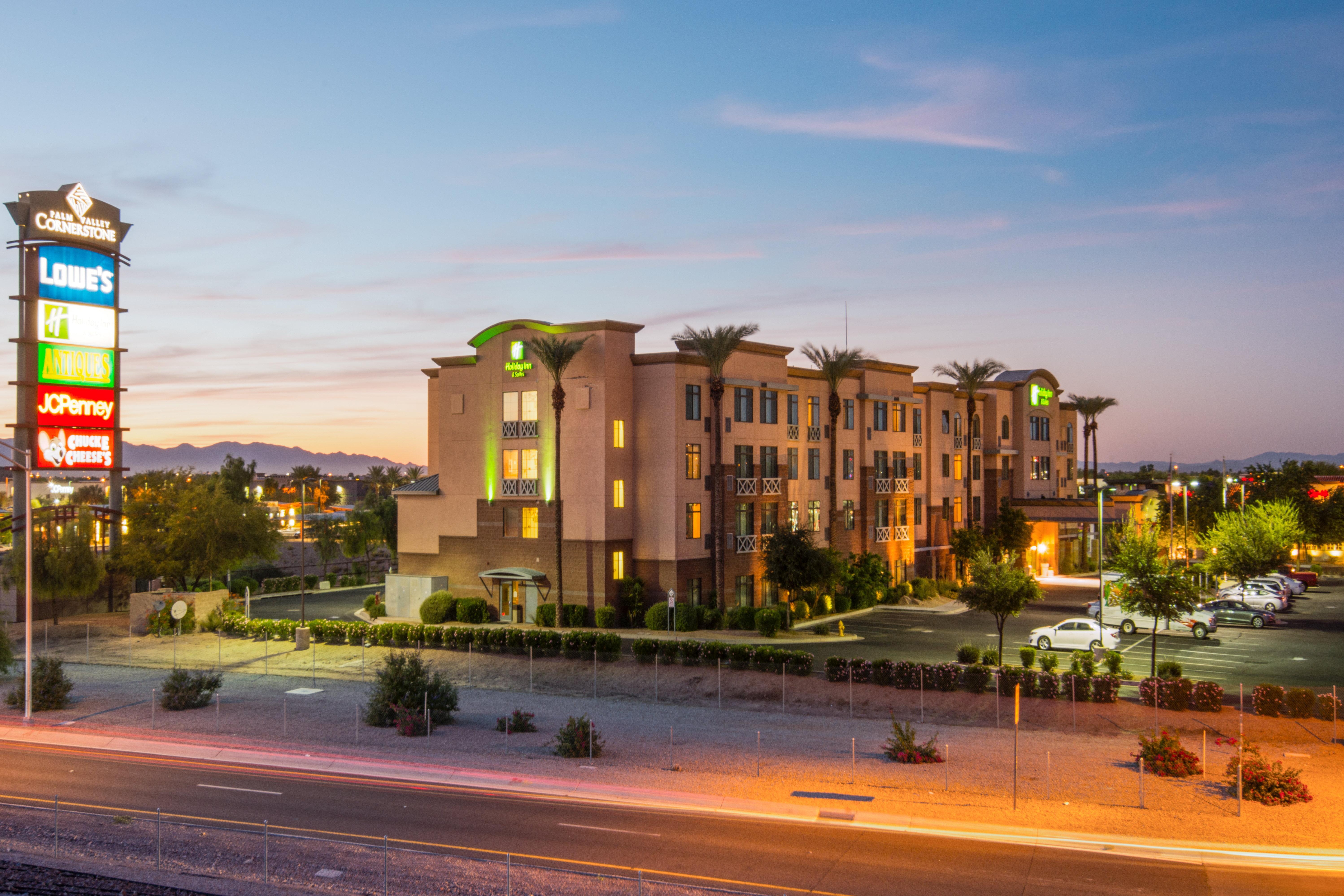 Holiday Inn & Suites Goodyear - West Phoenix Area By Ihg Экстерьер фото