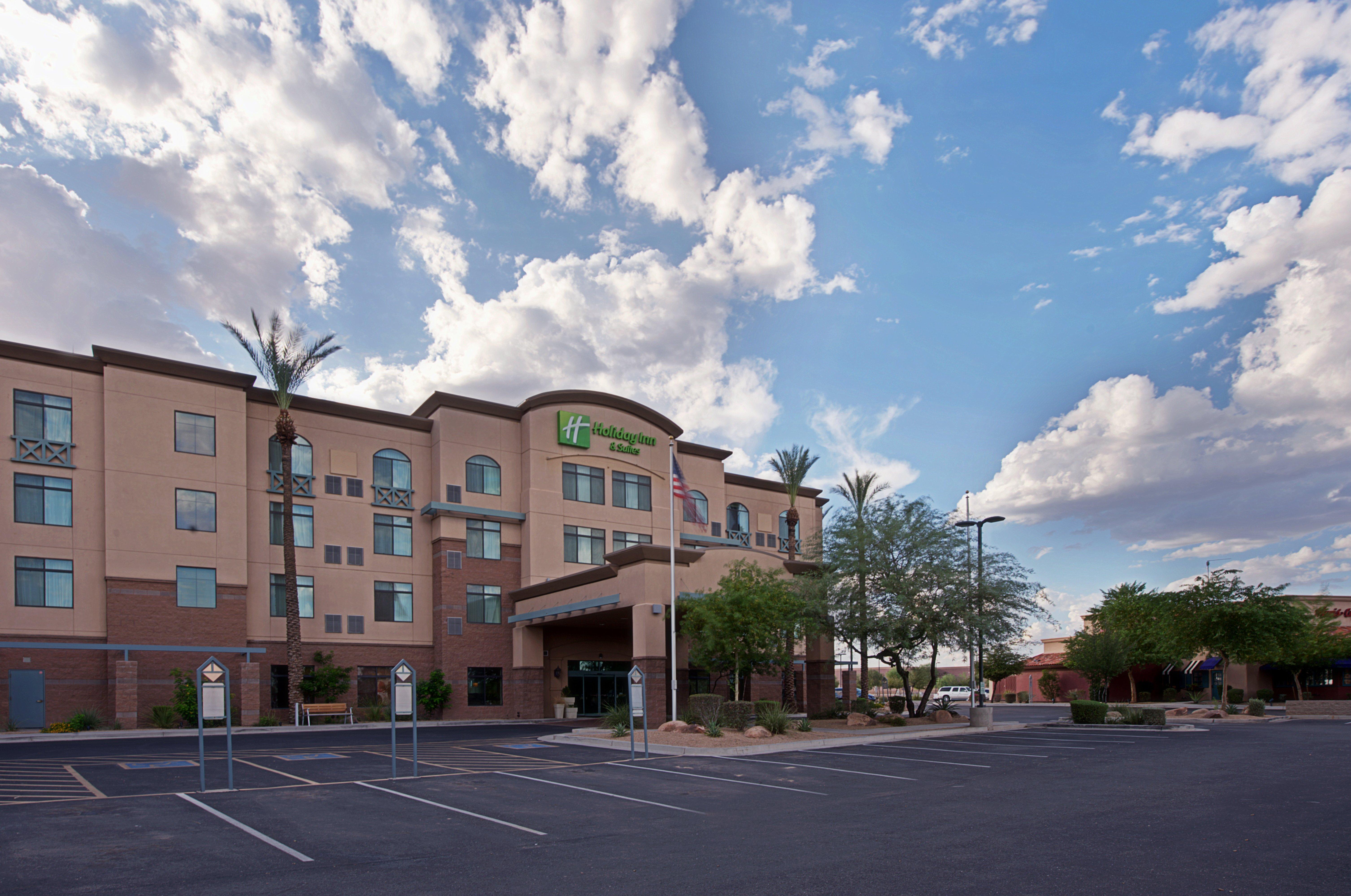 Holiday Inn & Suites Goodyear - West Phoenix Area By Ihg Экстерьер фото