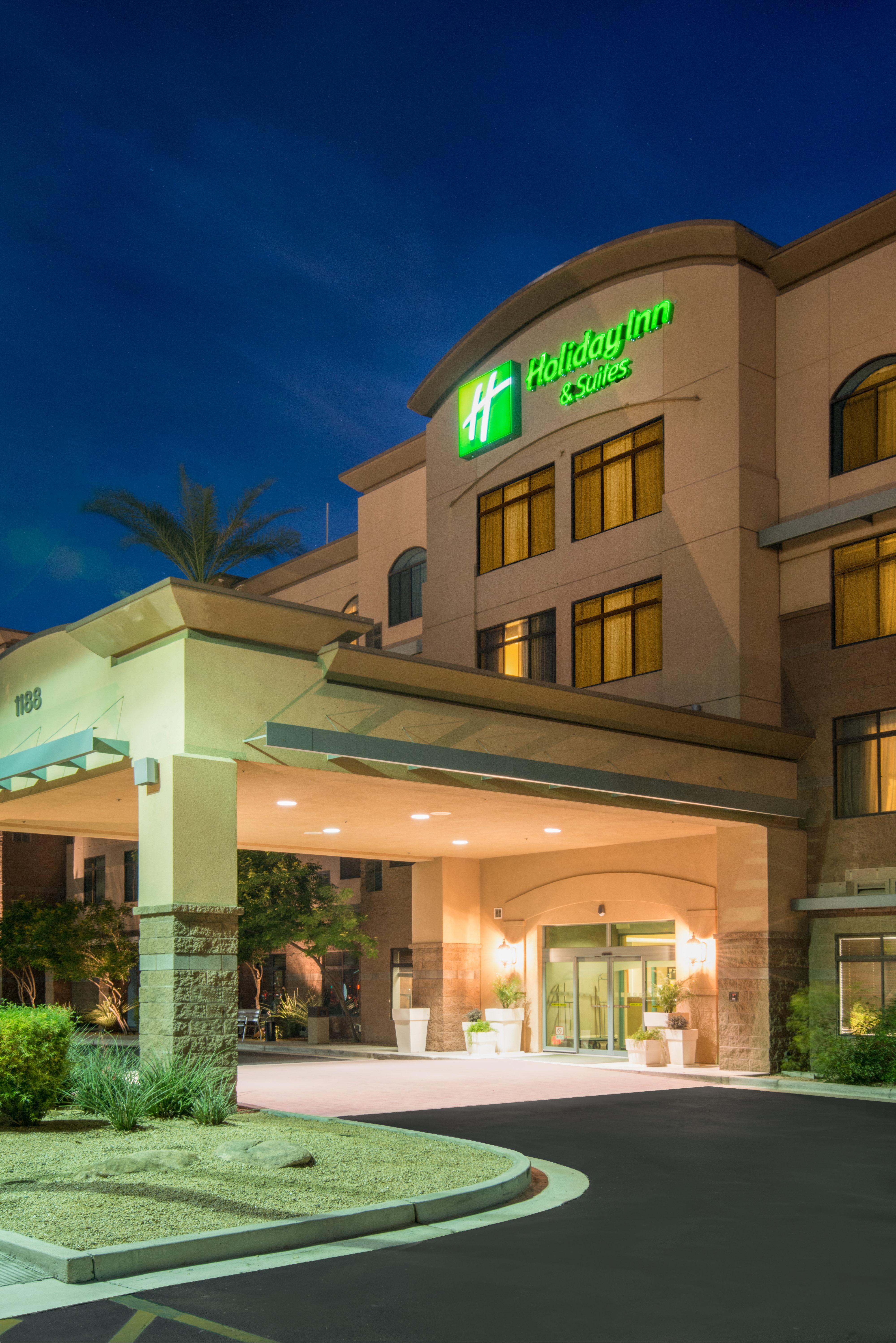 Holiday Inn & Suites Goodyear - West Phoenix Area By Ihg Экстерьер фото